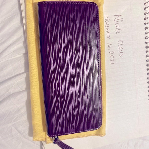 Louis Vuitton Epi Clemence Zippy Wallet-Purple and pink - Picture 2 of 10